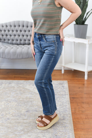 Lesly Mid Rise Ankle Straight Mica Jeans