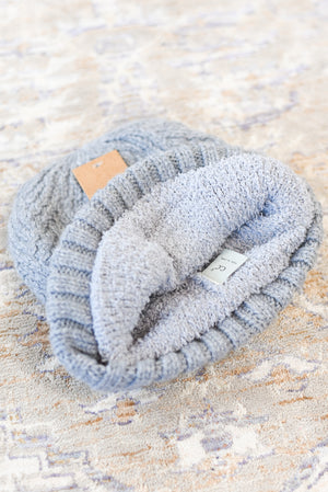 Fuzzy Lined Crisscross Knit CC Beanie Hat