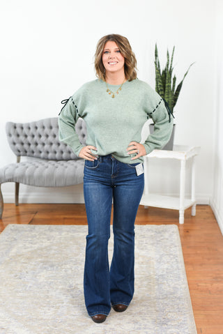 Aspen Stitched Bow Sleeve Sweater