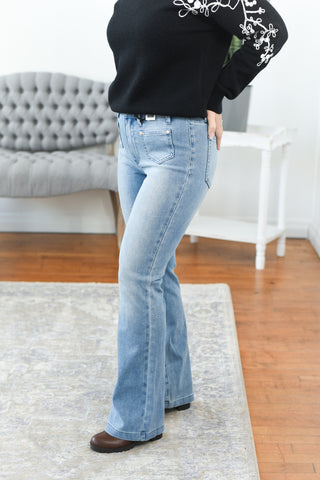 Alison Mid Rise Patch Pocket Bootcut Judy Blue Jeans