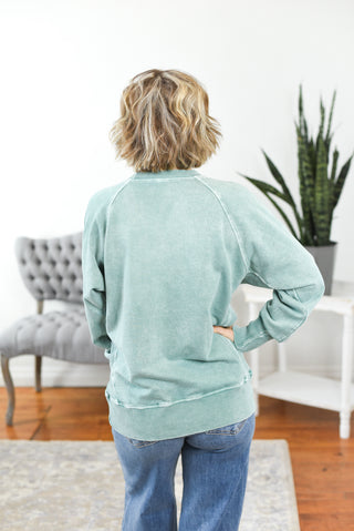 Natalia Mineral Wash Pullover w/ Pockets
