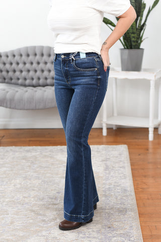 Lenie High Rise Petite Trouser Flare Judy Blue Jeans