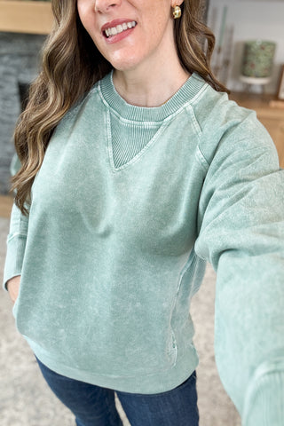 Natalia Mineral Wash Pullover w/ Pockets