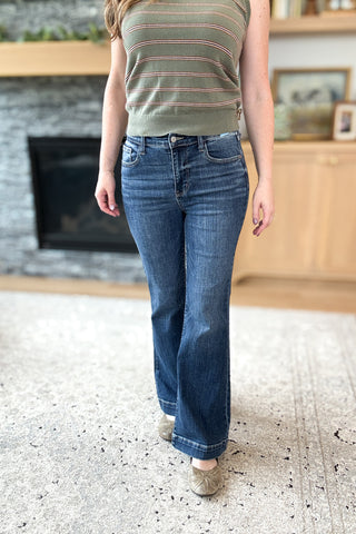 Lenie High Rise Trouser Flare Judy Blue Jeans - Petite