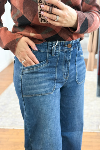 Ellis Mid Rise Patch Pocket Wide Leg Risen Jeans
