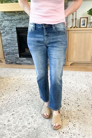 Lesly Mid Rise Ankle Straight Mica Jeans