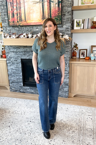 Aspyn Patch Mid Rise Double Pocket Straight Leg Judy Blue Jeans