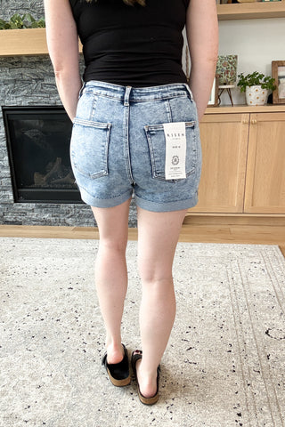 Manda Patch Pocket Risen Shorts